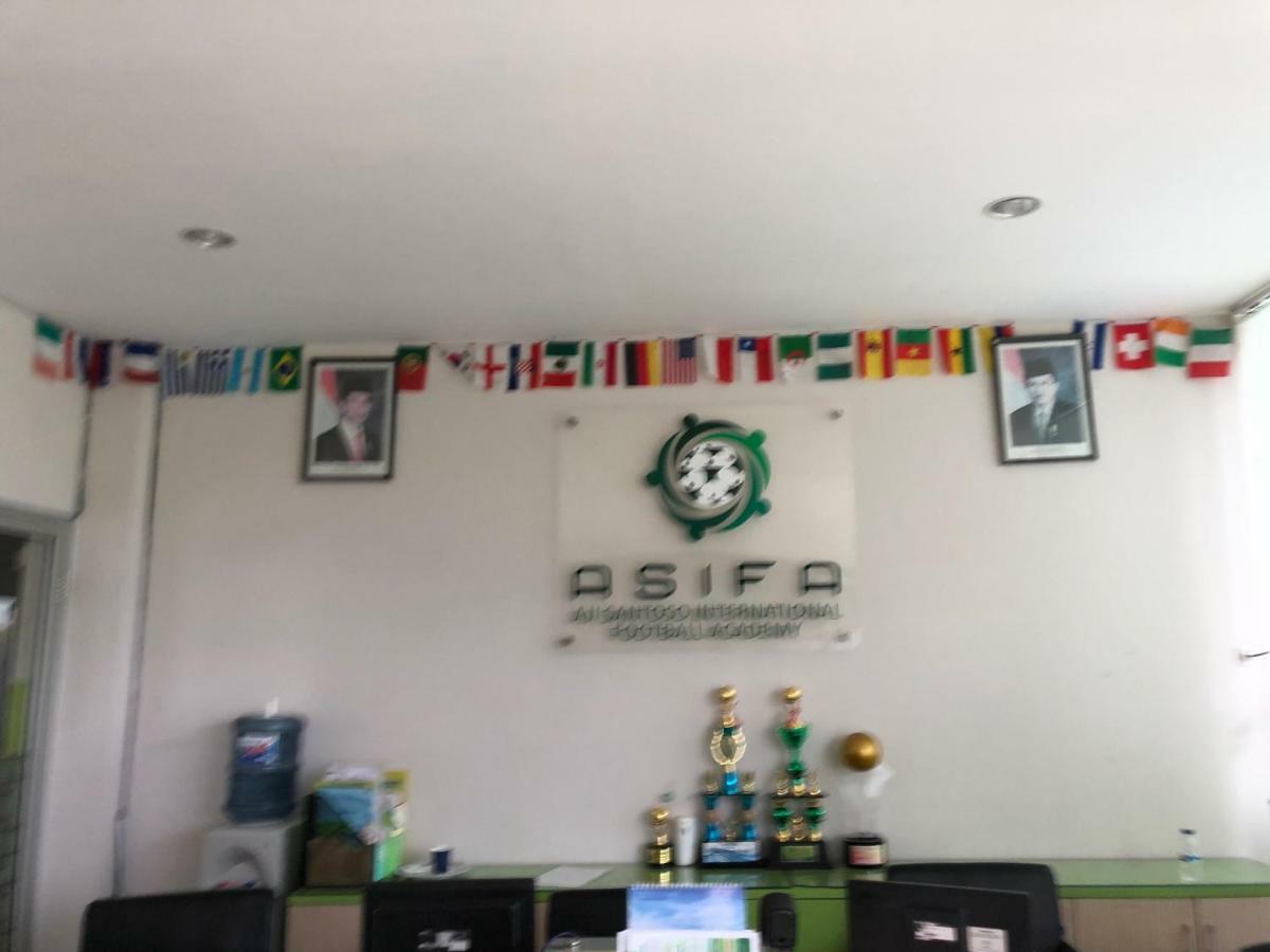 مالانغ Asifa Guest House Syariah المظهر الخارجي الصورة